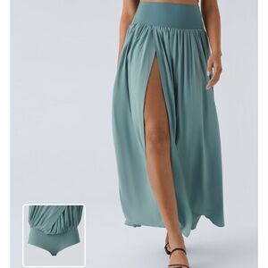 HALARA Teal Skirt NWT